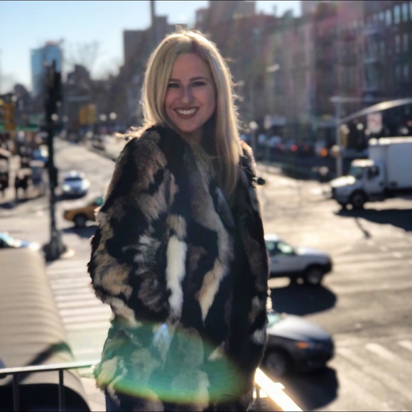 Meet your Posher, Alex - Picture 1 of 1